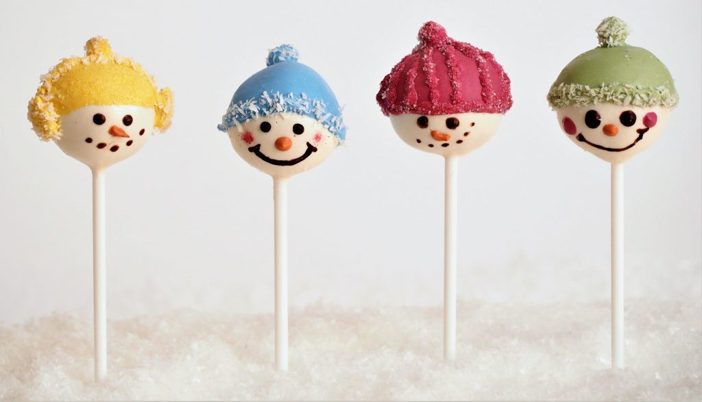 Schneemann Cake Pops